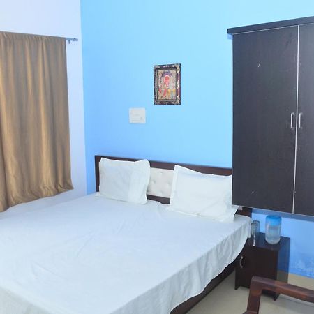 Hotel Chandrasha Villa Ayodhya Dham Ram Mandir 600 Meter エクステリア 写真