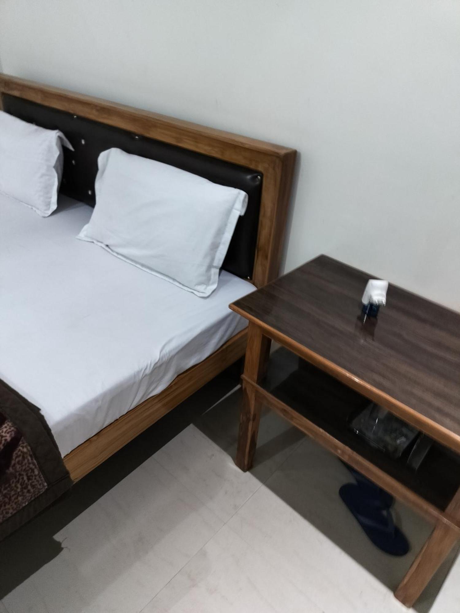 Hotel Chandrasha Villa Ayodhya Dham Ram Mandir 600 Meter エクステリア 写真